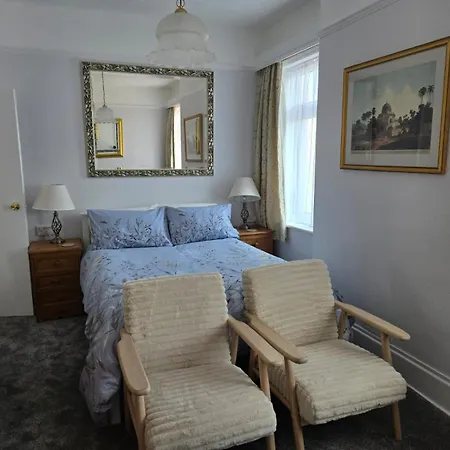 Shoreline Holiday Accommodation-3
